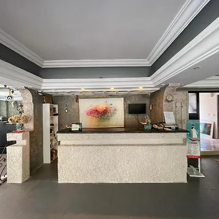 Evim Aparthotel *