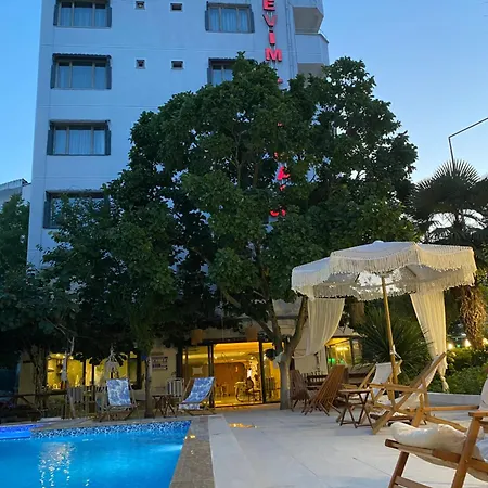 Aparthotel Evim *
